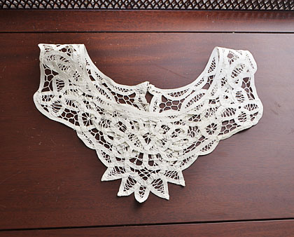 Battenburg Lace Collar. Style 413A